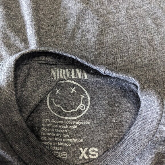 Juniors Nirvana Pink Floyd AC/DC t shirt lot of three - Picture 2 of 7